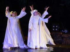 Foto de la galería: El Arcano de Viernes Santo deslumbró en la Cruz de Santa Ana