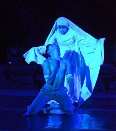 Foto de la galería: El Arcano de Viernes Santo deslumbró en la Cruz de Santa Ana