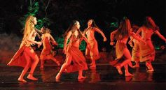 Foto de la galería: El Arcano de Viernes Santo deslumbró en la Cruz de Santa Ana