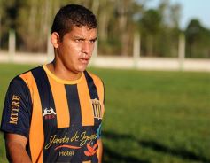 Foto de la galería: Aplastante triunfo de Mitre ante El Brete