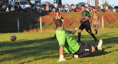 Foto de la galería: Aplastante triunfo de Mitre ante El Brete