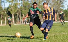 Foto de la galería: Aplastante triunfo de Mitre ante El Brete