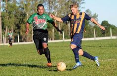 Foto de la galería: Aplastante triunfo de Mitre ante El Brete