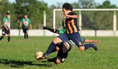 Foto de la galería: Aplastante triunfo de Mitre ante El Brete