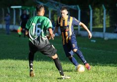 Foto de la galería: Aplastante triunfo de Mitre ante El Brete