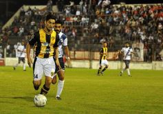 Foto de la galería: El día en que Guaraní se salvó definitivamente del descenso