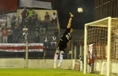 Foto de la galería: El día en que Guaraní se salvó definitivamente del descenso
