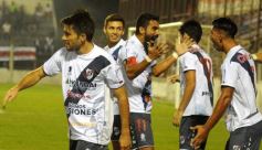 Foto de la galería: El día en que Guaraní se salvó definitivamente del descenso