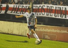 Foto de la galería: El día en que Guaraní se salvó definitivamente del descenso