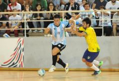 Foto de la galería: Posadas vibró con el superclásico sudamericano de Futsal