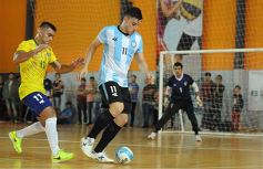 Foto de la galería: Posadas vibró con el superclásico sudamericano de Futsal