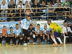 Foto de la galería: Posadas vibró con el superclásico sudamericano de Futsal