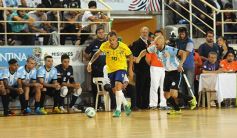 Foto de la galería: Posadas vibró con el superclásico sudamericano de Futsal