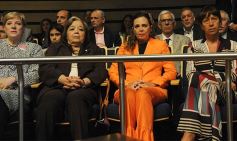 Foto de la galería: Apertura de sesiones en la Cámara: Primera parte