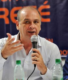 Foto de la galería: Presentaron la agrupación renovadora Areté