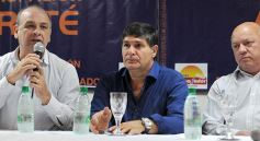 Foto de la galería: Presentaron la agrupación renovadora Areté