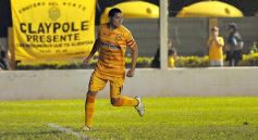 Foto de la galería: Postales de la goleada de Crucero ante Estudiantes