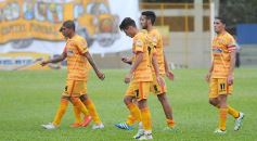 Foto de la galería: Postales de la goleada de Crucero ante Estudiantes