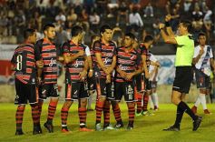 Foto de la galería: Guaraní empató e irá a Mendoza en busca de la hazaña