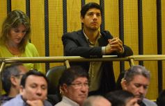 Foto de la galería: Primera sesión del año en la Legislatura