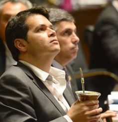 Foto de la galería: Primera sesión del año en la Legislatura