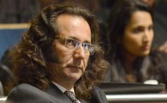 Foto de la galería: Primera sesión del año en la Legislatura