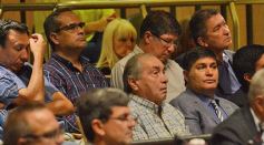 Foto de la galería: Primera sesión del año en la Legislatura