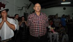 Foto de la galería: Gracias a la solidaridad de los amigos Moni Encina volvió a tener un acordeón