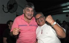 Foto de la galería: Gracias a la solidaridad de los amigos Moni Encina volvió a tener un acordeón