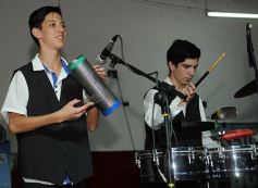 Foto de la galería: Gracias a la solidaridad de los amigos Moni Encina volvió a tener un acordeón