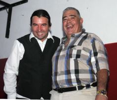 Foto de la galería: Gracias a la solidaridad de los amigos Moni Encina volvió a tener un acordeón