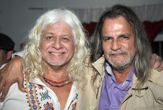 Foto de la galería: Gracias a la solidaridad de los amigos Moni Encina volvió a tener un acordeón