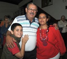 Foto de la galería: Gracias a la solidaridad de los amigos Moni Encina volvió a tener un acordeón