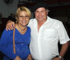 Foto de la galería: Gracias a la solidaridad de los amigos Moni Encina volvió a tener un acordeón