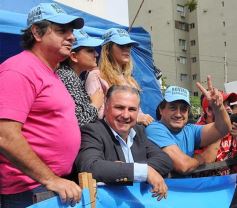 Foto de la galería: Todo lo que no se vio de la fiesta de la democracia del 1 de mayo en la Cámara