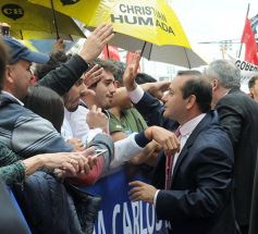 Foto de la galería: Todo lo que no se vio de la fiesta de la democracia del 1 de mayo en la Cámara