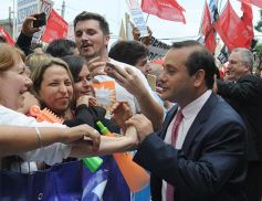 Foto de la galería: Todo lo que no se vio de la fiesta de la democracia del 1 de mayo en la Cámara