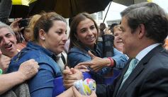 Foto de la galería: Todo lo que no se vio de la fiesta de la democracia del 1 de mayo en la Cámara