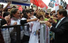 Foto de la galería: Todo lo que no se vio de la fiesta de la democracia del 1 de mayo en la Cámara