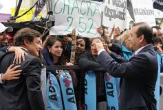 Foto de la galería: Todo lo que no se vio de la fiesta de la democracia del 1 de mayo en la Cámara