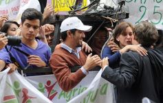 Foto de la galería: Todo lo que no se vio de la fiesta de la democracia del 1 de mayo en la Cámara