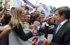 Foto de la galería: Todo lo que no se vio de la fiesta de la democracia del 1 de mayo en la Cámara