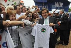 Foto de la galería: Todo lo que no se vio de la fiesta de la democracia del 1 de mayo en la Cámara