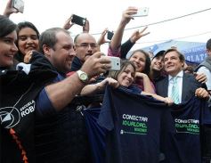 Foto de la galería: Todo lo que no se vio de la fiesta de la democracia del 1 de mayo en la Cámara