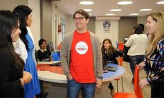 Foto de la galería: Referente en innovación educativa visitó la Escuela de Robótica de Misiones