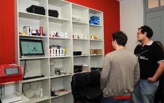 Foto de la galería: Referente en innovación educativa visitó la Escuela de Robótica de Misiones