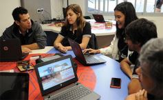 Foto de la galería: Referente en innovación educativa visitó la Escuela de Robótica de Misiones