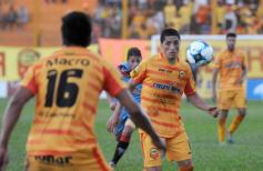 Foto de la galería: Crucero empató con Brown de Adrogué y se quedó sin DT