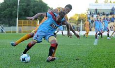 Foto de la galería: Crucero empató con Brown de Adrogué y se quedó sin DT