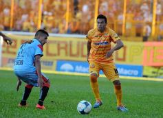 Foto de la galería: Crucero empató con Brown de Adrogué y se quedó sin DT